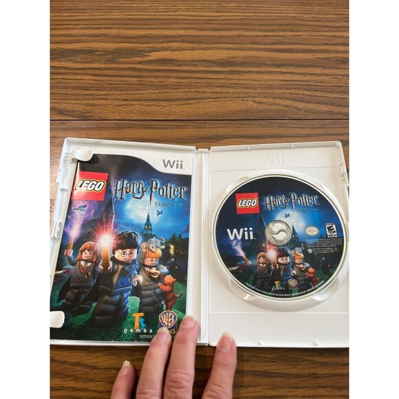 Wii games Lego Harry Potter and EA Sports Active 2 personal trainer - Picture 3 of 7